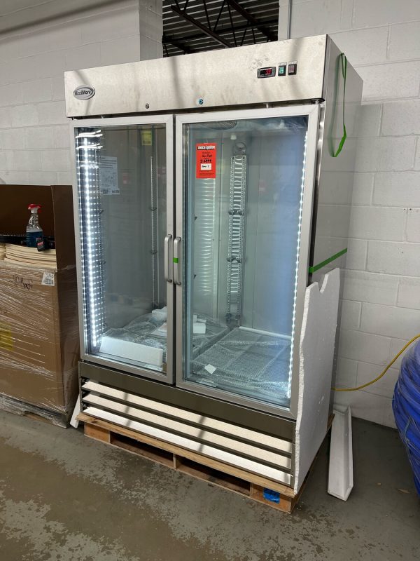 KOOLMORE 54 in. Two Glass Door Reach-In Freezer 47 cu ft. RIF-2D-GD - Image 3